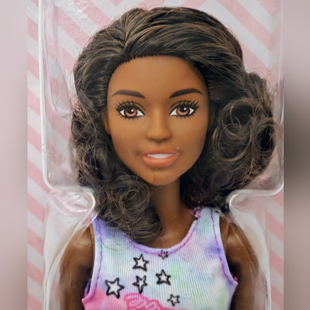 Barbie African American Doll Brown Skin and Eyes Tie Dye Dress Flat Sandals BNIB